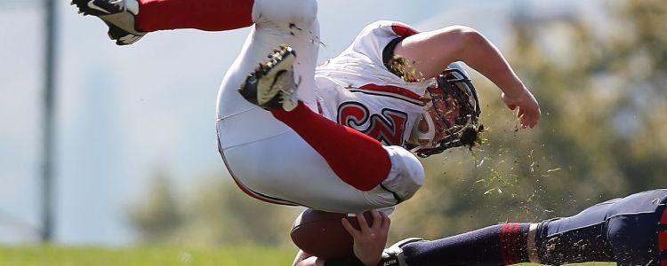 Спортсмени без історії струсів також страждають від пошкодження мозку