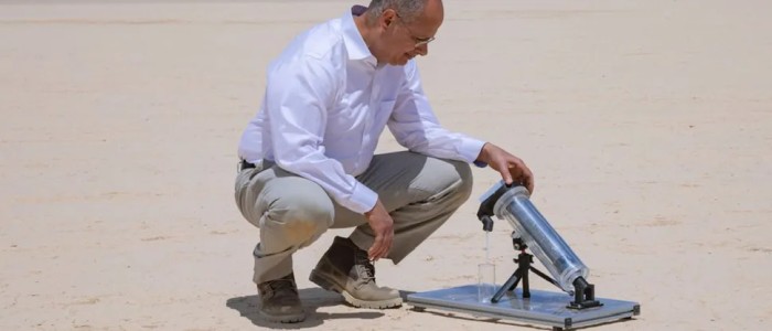 Цей пристрій здатний видобувати 1000 літрів чистої води на день з повітря пустелі