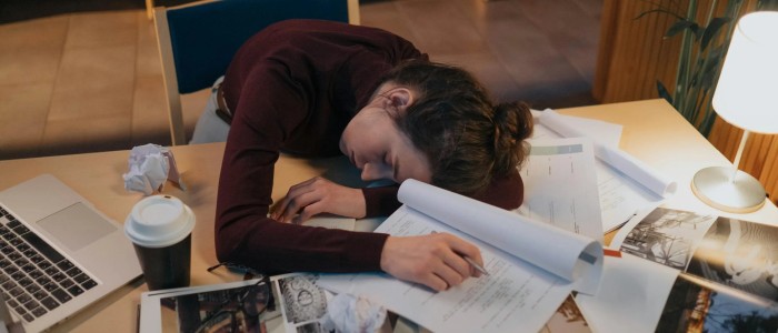 Зростальна нерівність у доходах передбачає збільшення тривалості робочого дня в усьому світі