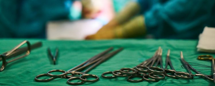 Хірурги у Франції виконали першу в світі подвійну трансплантацію обличчя