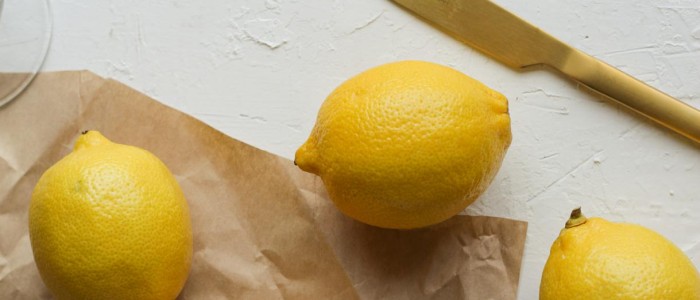 Цей надчутливий датчик працює на лимонах та золоті, а не на ферментах