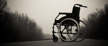 Самотність та соціальна ізоляція пов'язані з підвищеним ризиком смерті у хворих на рак