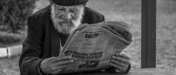 Читання та письмо можуть знизити ризик розвитку деменції майже на 40%