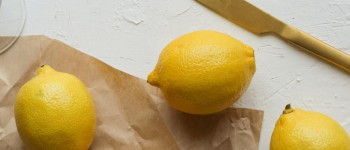 Цей надчутливий датчик працює на лимонах та золоті, а не на ферментах