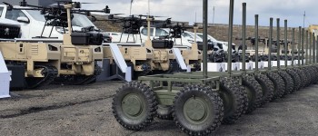 Україна планує замінити солдатів на передовій 25 000 наземних роботів